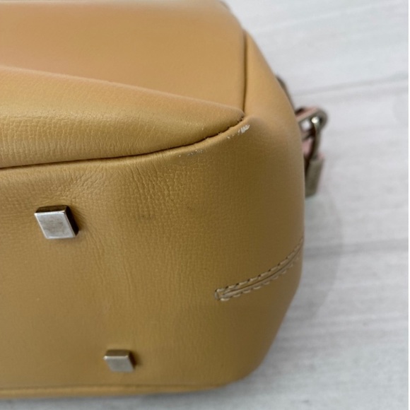 Bally bag! Camel color! - Picture 8 of 11